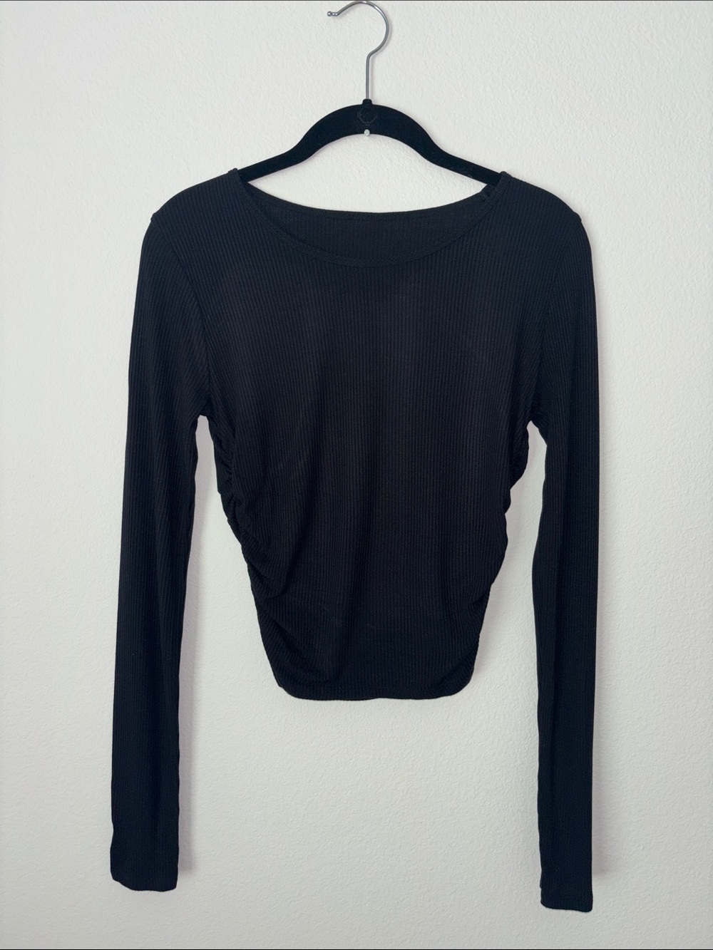 ALO Yoga Black Long-Sleeve Ribbed Women's Top